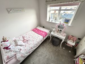 Photo 25- click for photo gallery